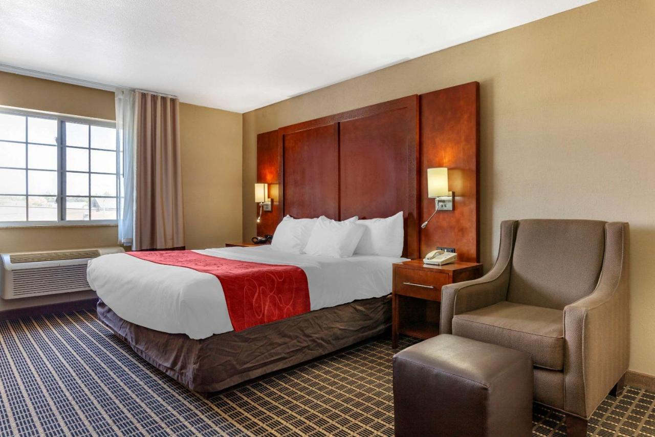 Comfort Suites Delavan - Lake Geneva Area Exterior foto