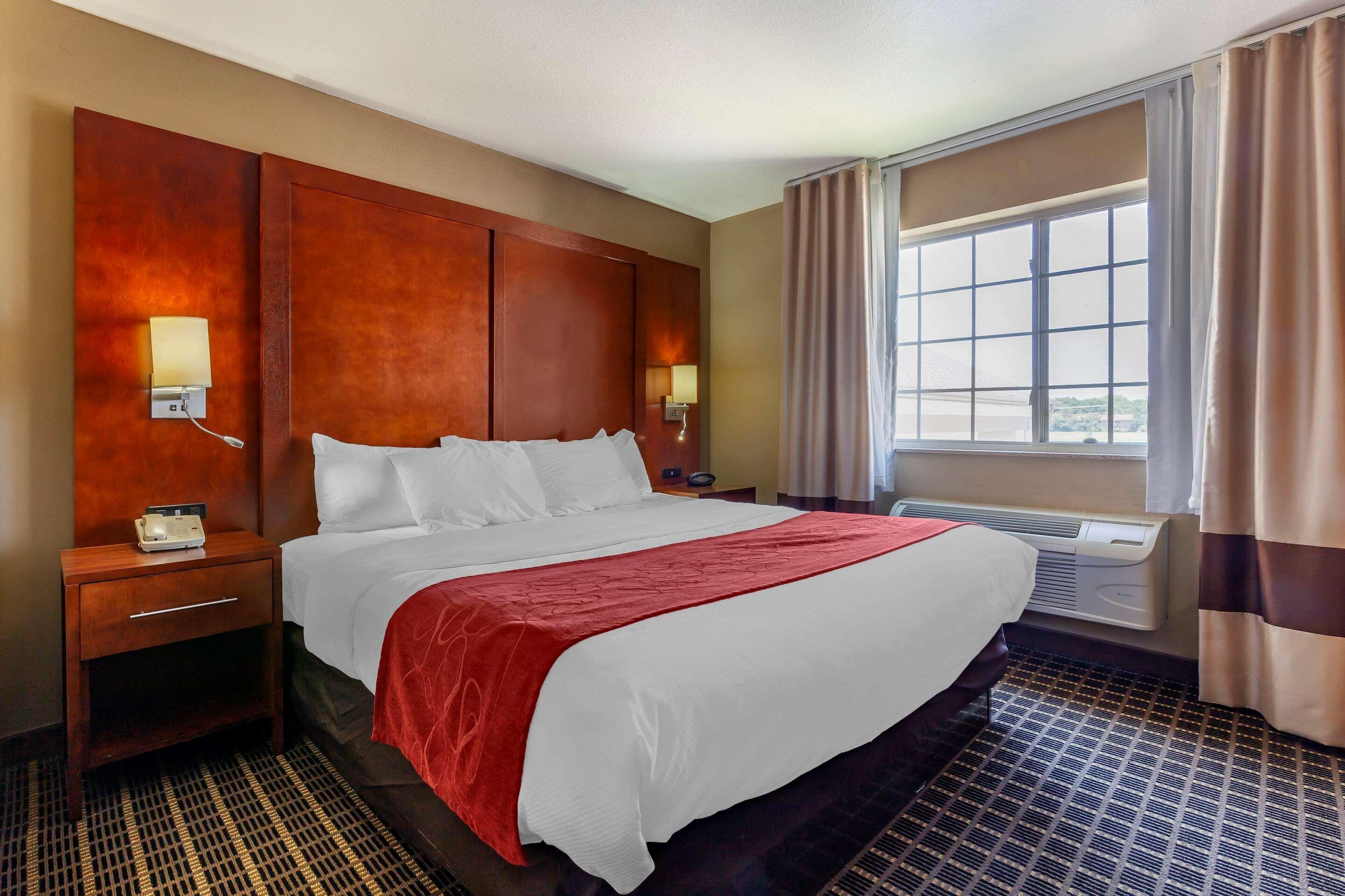Comfort Suites Delavan - Lake Geneva Area Exterior foto