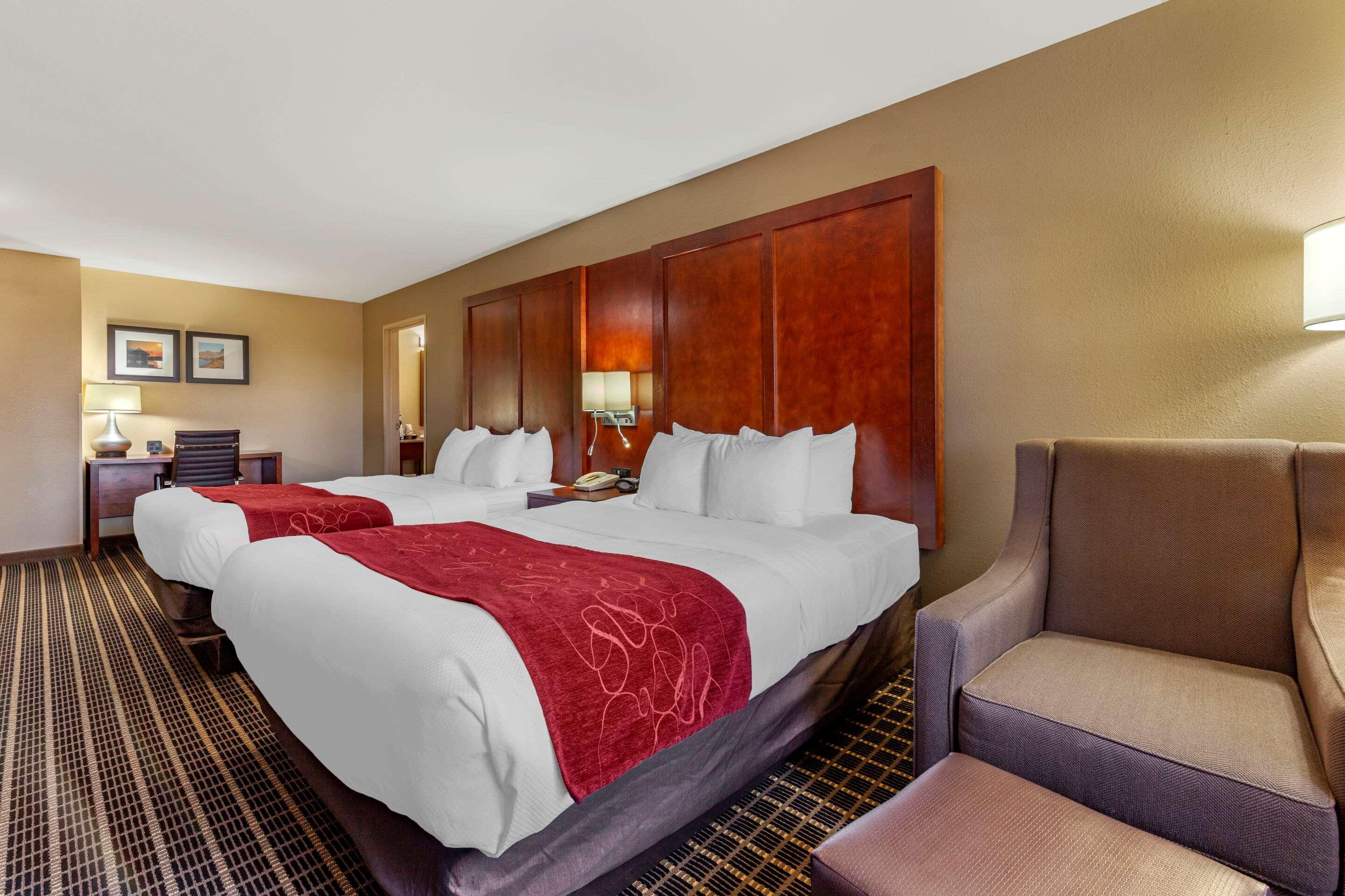 Comfort Suites Delavan - Lake Geneva Area Exterior foto