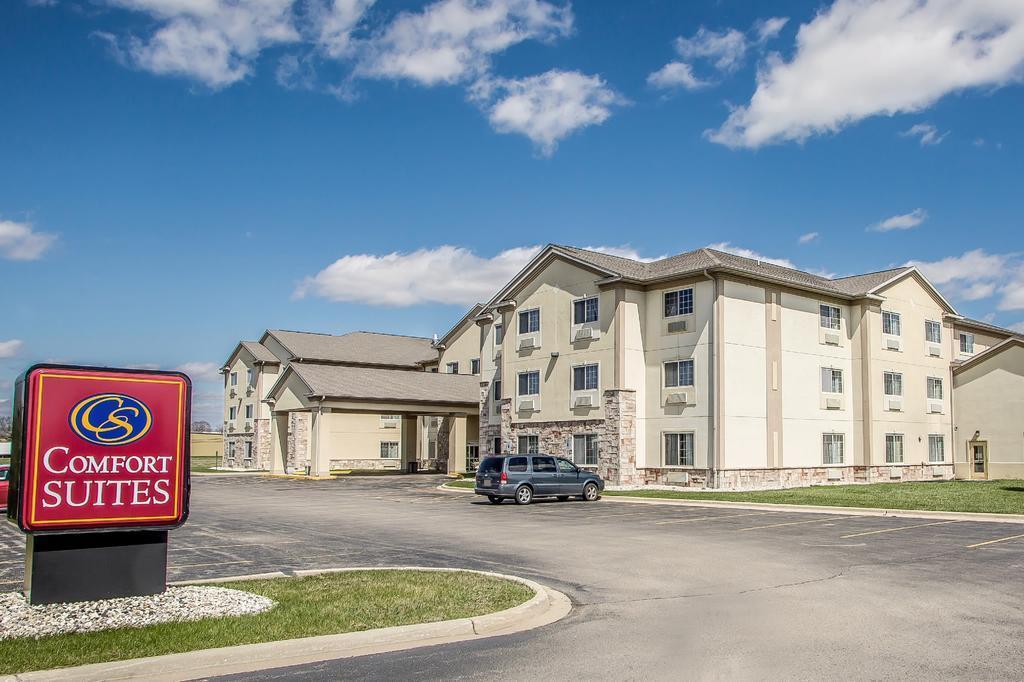 Comfort Suites Delavan - Lake Geneva Area Exterior foto