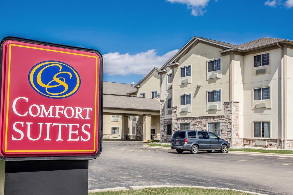 Comfort Suites Delavan - Lake Geneva Area Exterior foto
